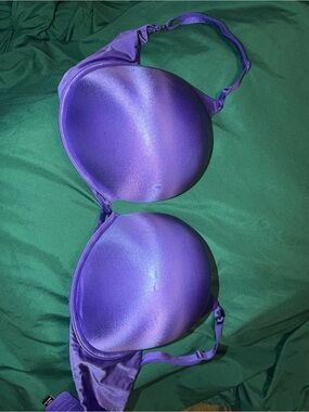 VS Bombshell 38DD
